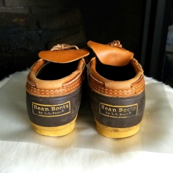 LL Bean Womens 7W fits 7.5 to 8 Waterproof Shoe, Outdoor Rain - Picture 3 of 9